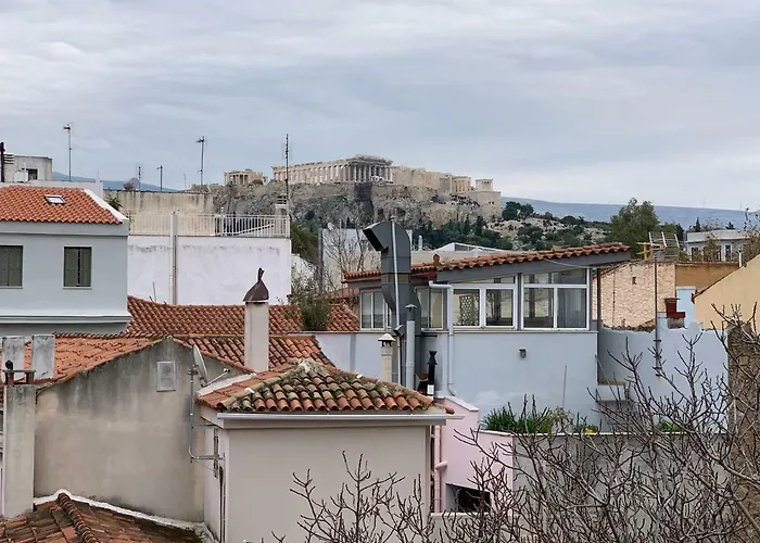 Thiseio Big Apartment